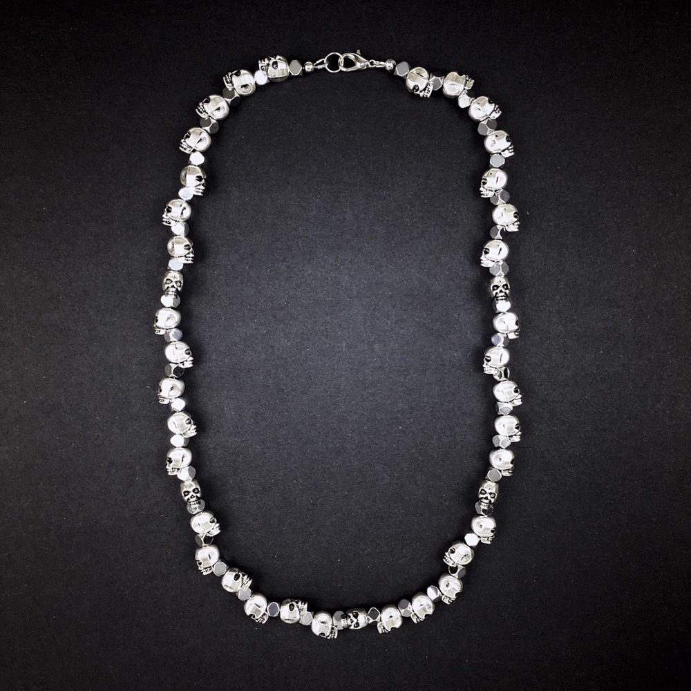 24” Silver Skull & Hematite Beaded Necklace Chain - Picture 2 of 5